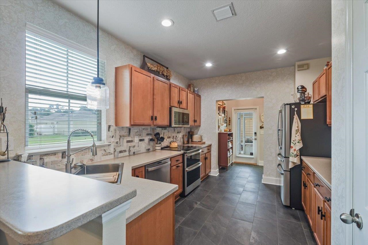 3938 Shumard Oak Boulevard