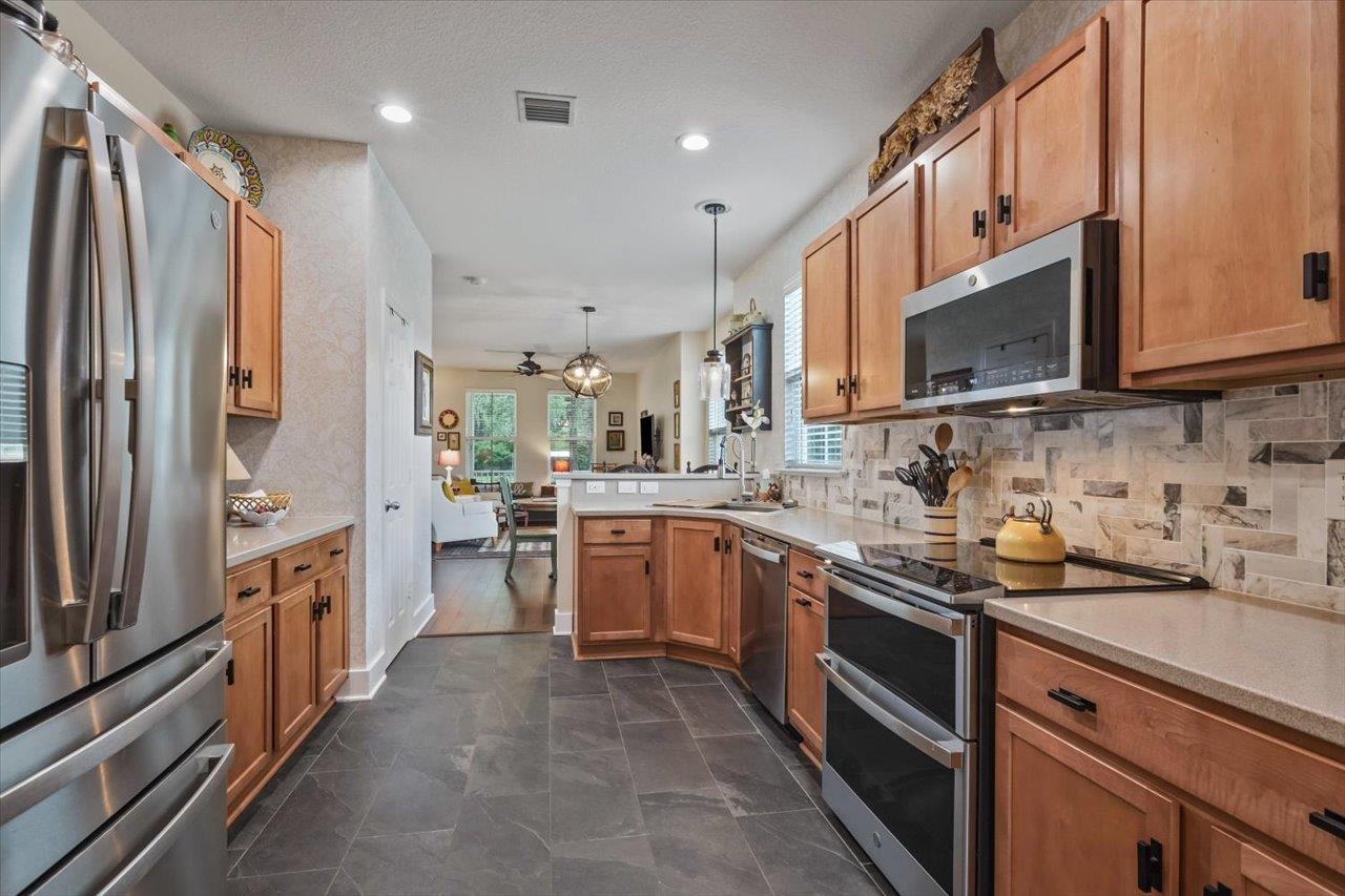 3938 Shumard Oak Boulevard