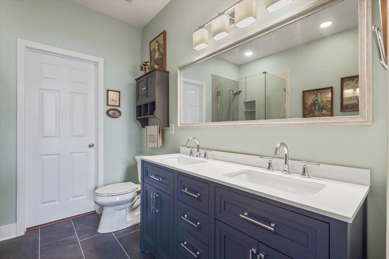 3938 Shumard Oak Boulevard