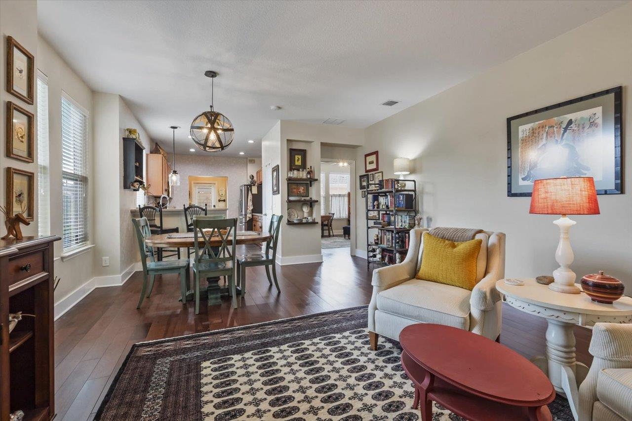 3938 Shumard Oak Boulevard