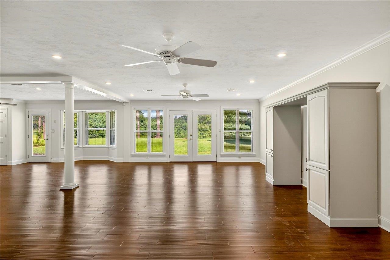 4033 Kilmartin Drive