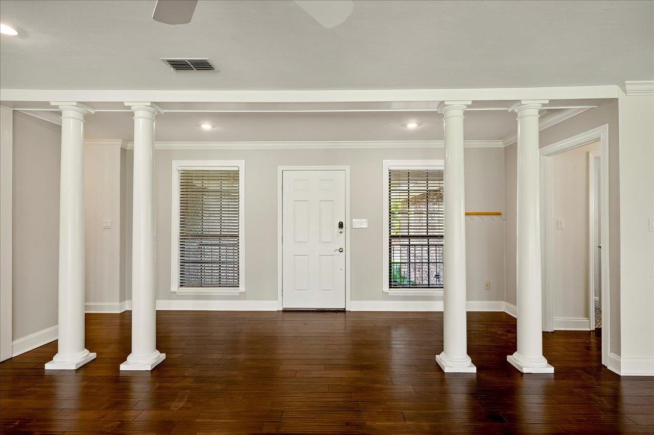 4033 Kilmartin Drive