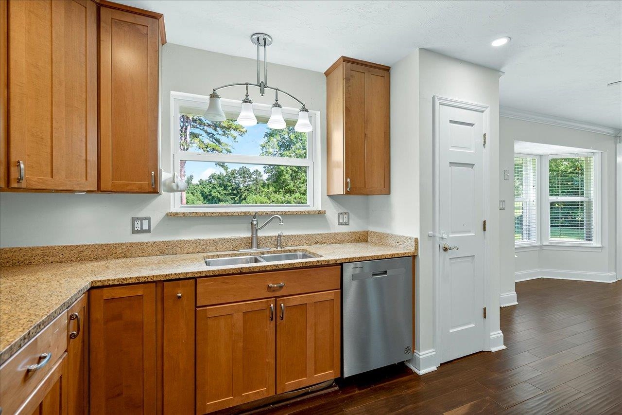 4033 Kilmartin Drive