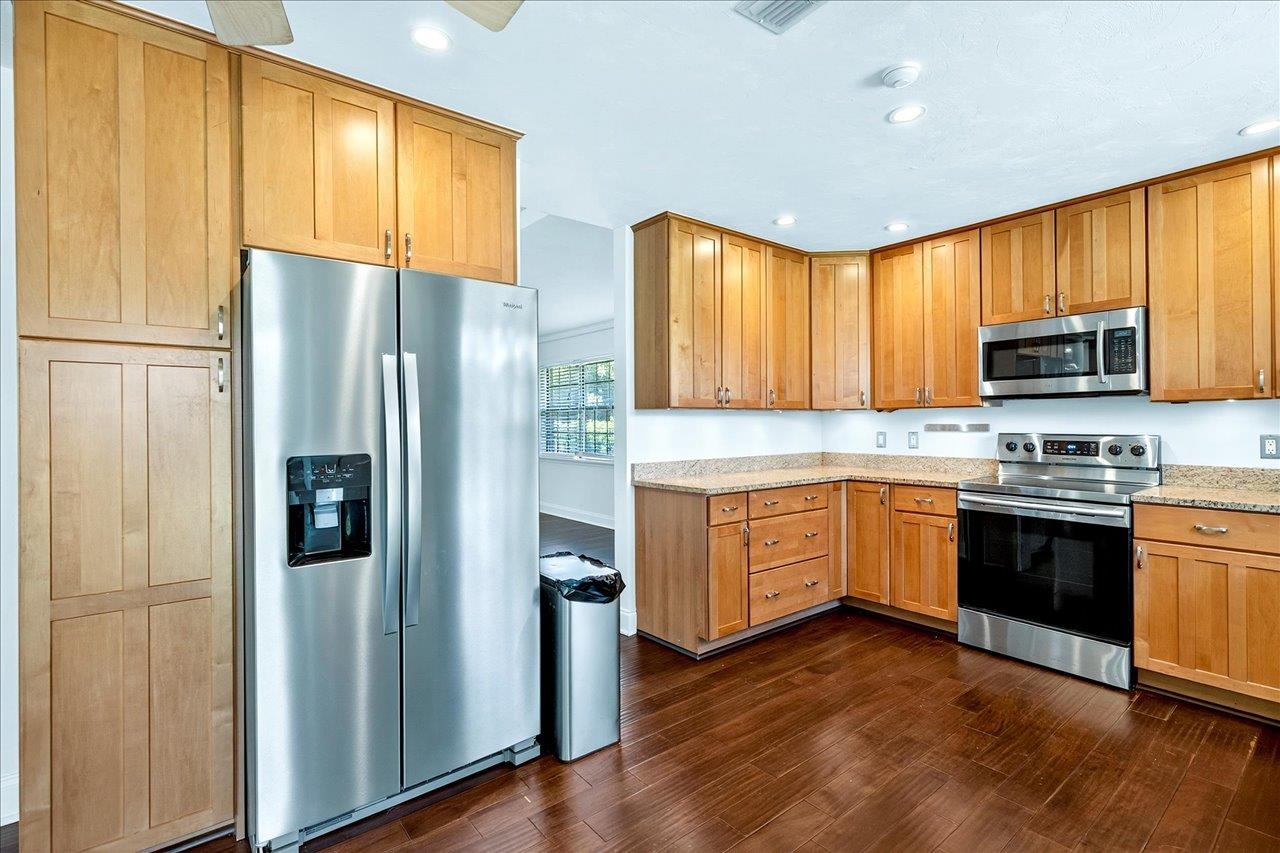 4033 Kilmartin Drive