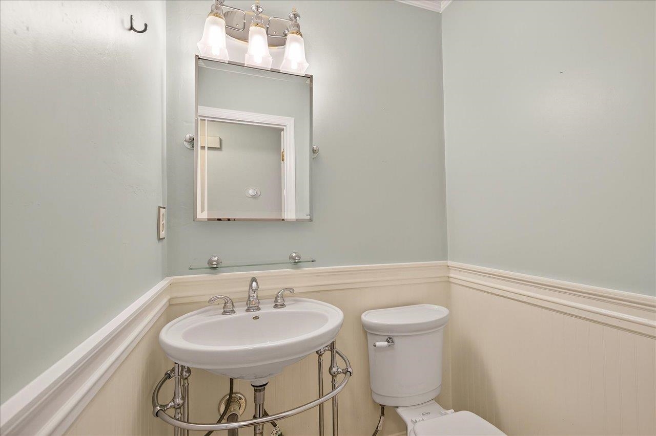 4033 Kilmartin Drive