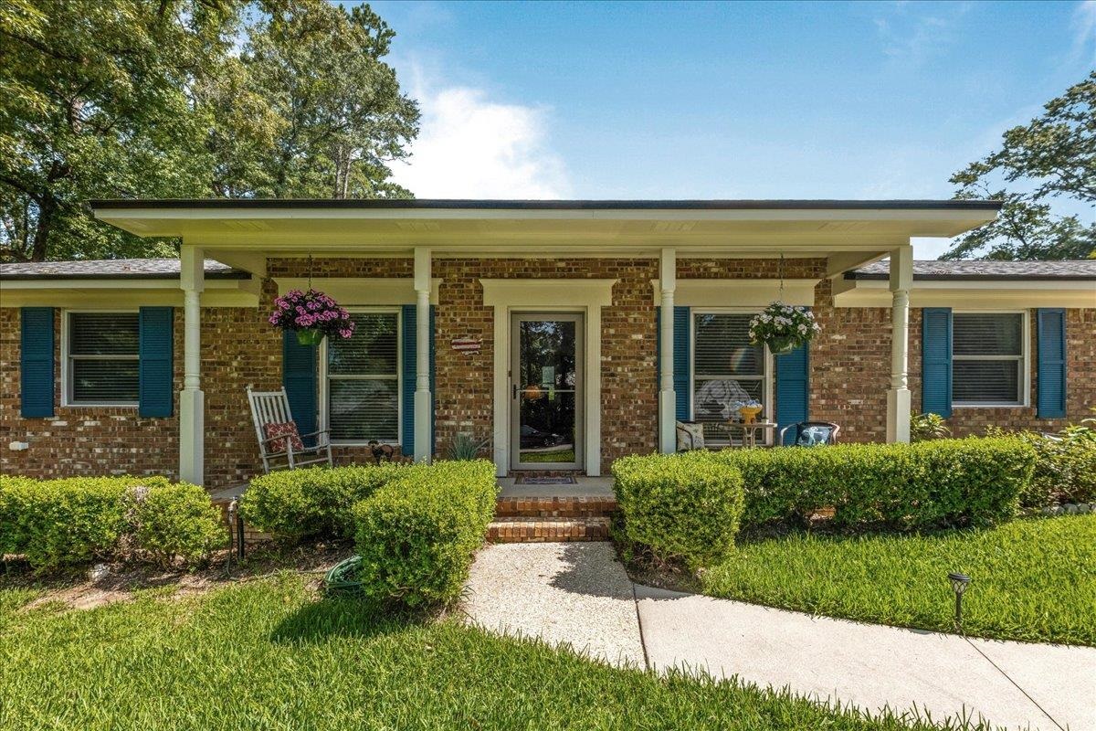 2940 Huntington Drive