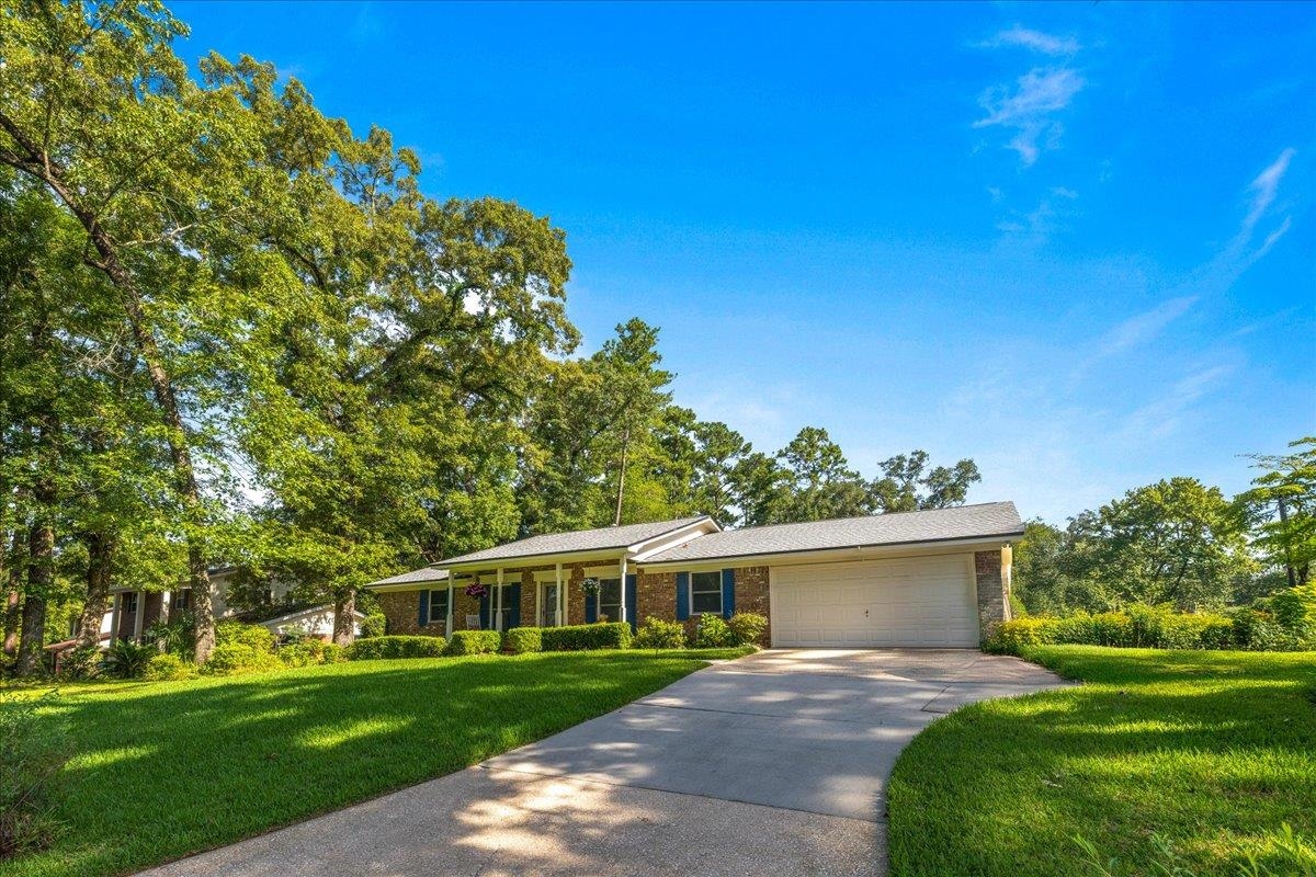 2940 Huntington Drive