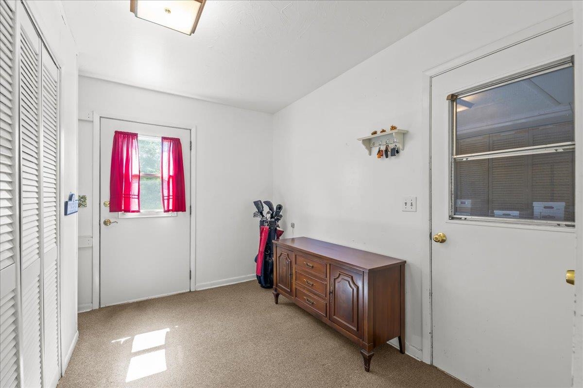 2940 Huntington Drive