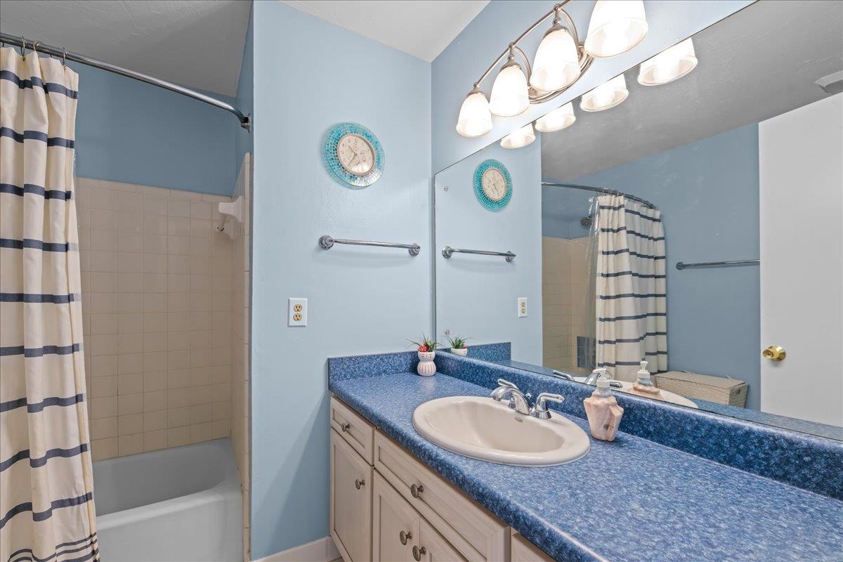 2940 Huntington Drive