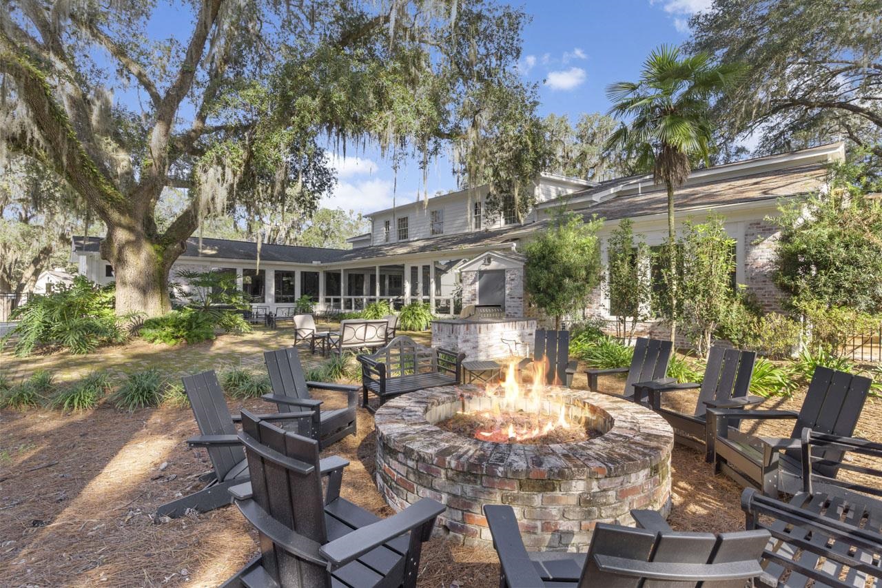 190 Camellia Oaks Avenue