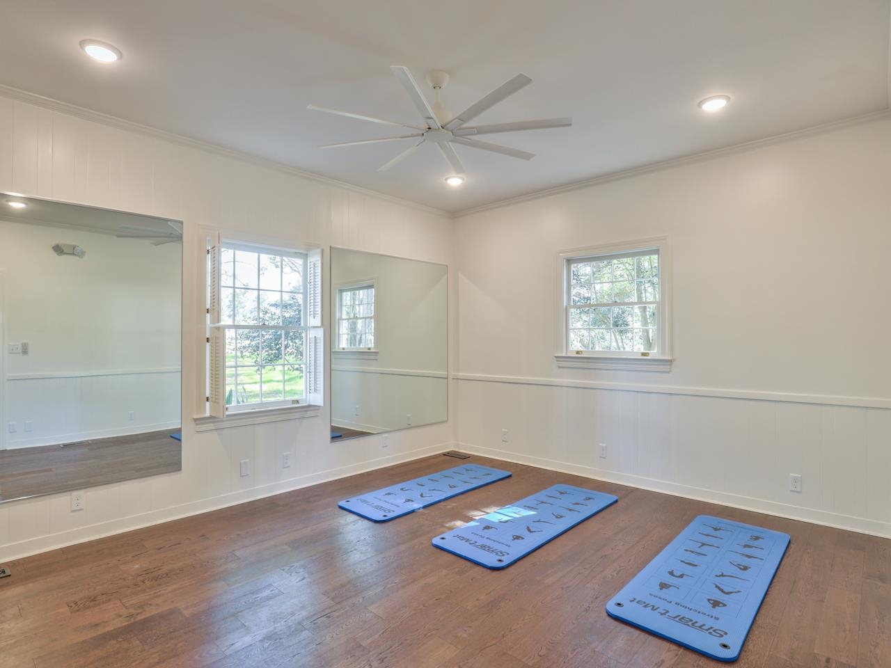 190 Camellia Oaks Avenue