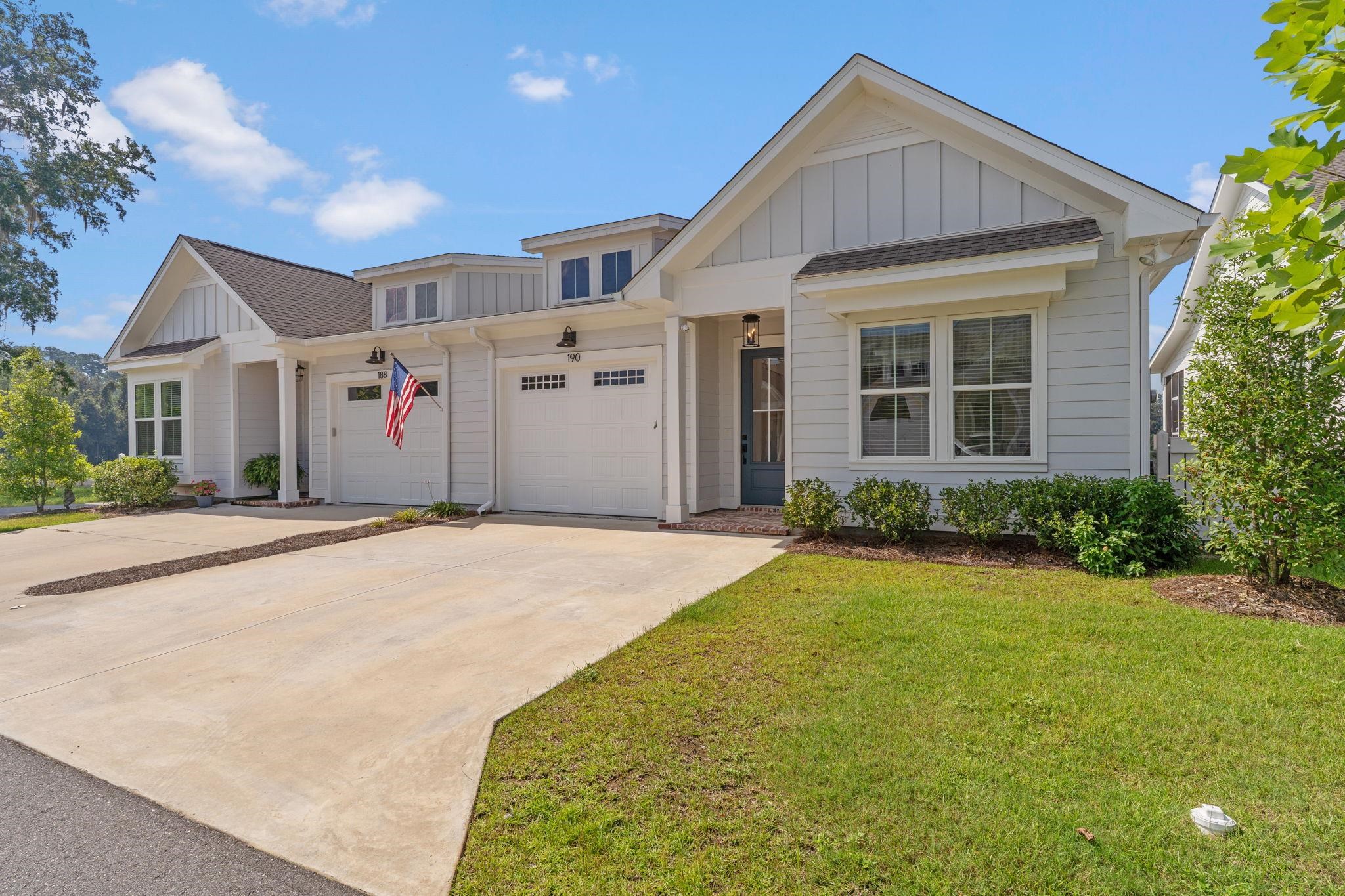 190 Camellia Oaks Avenue