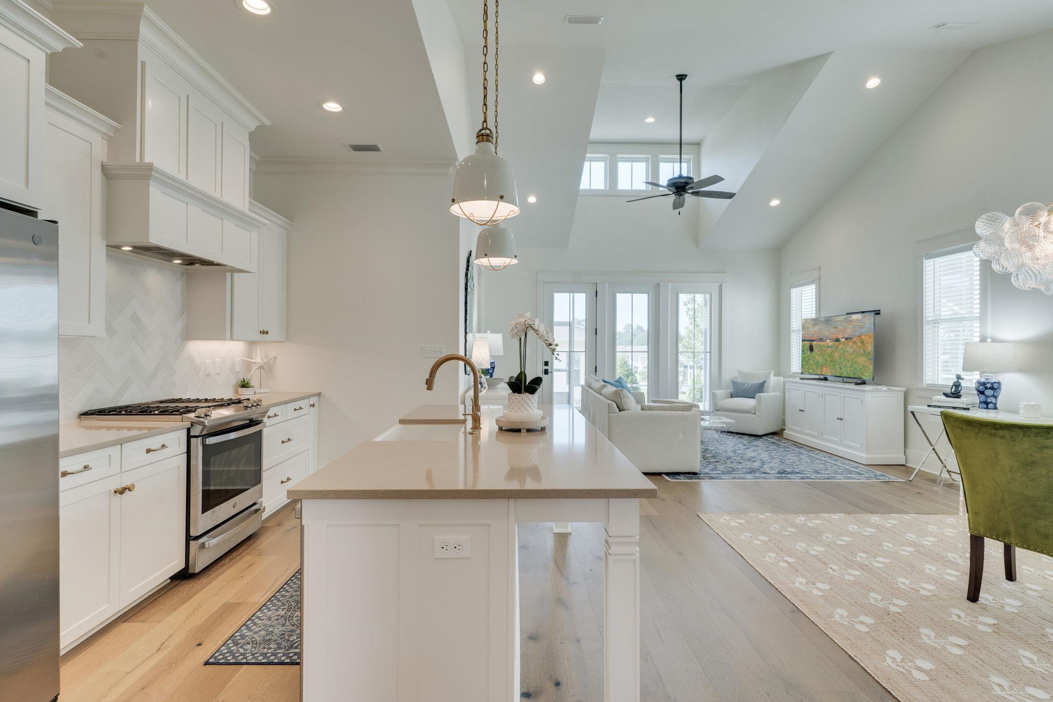 190 Camellia Oaks Avenue