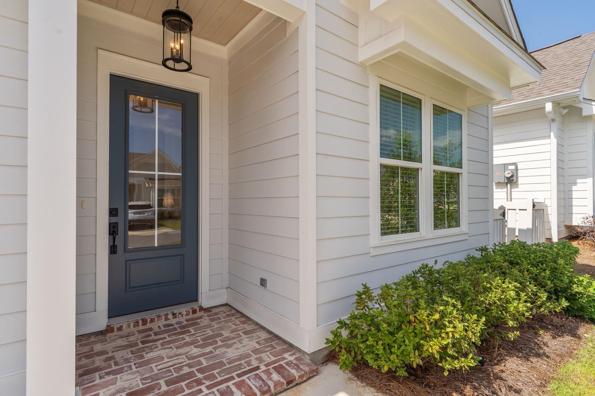 190 Camellia Oaks Avenue