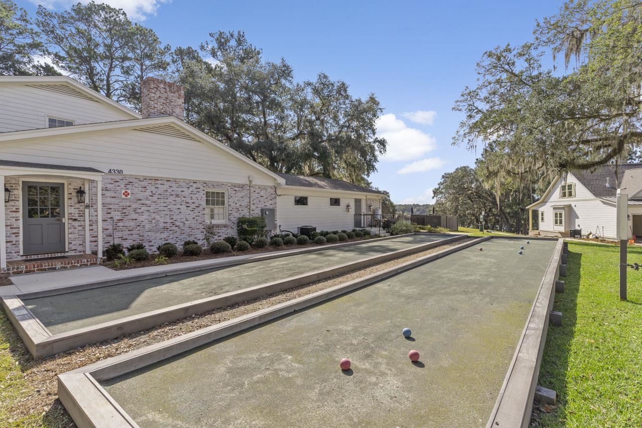 190 Camellia Oaks Avenue