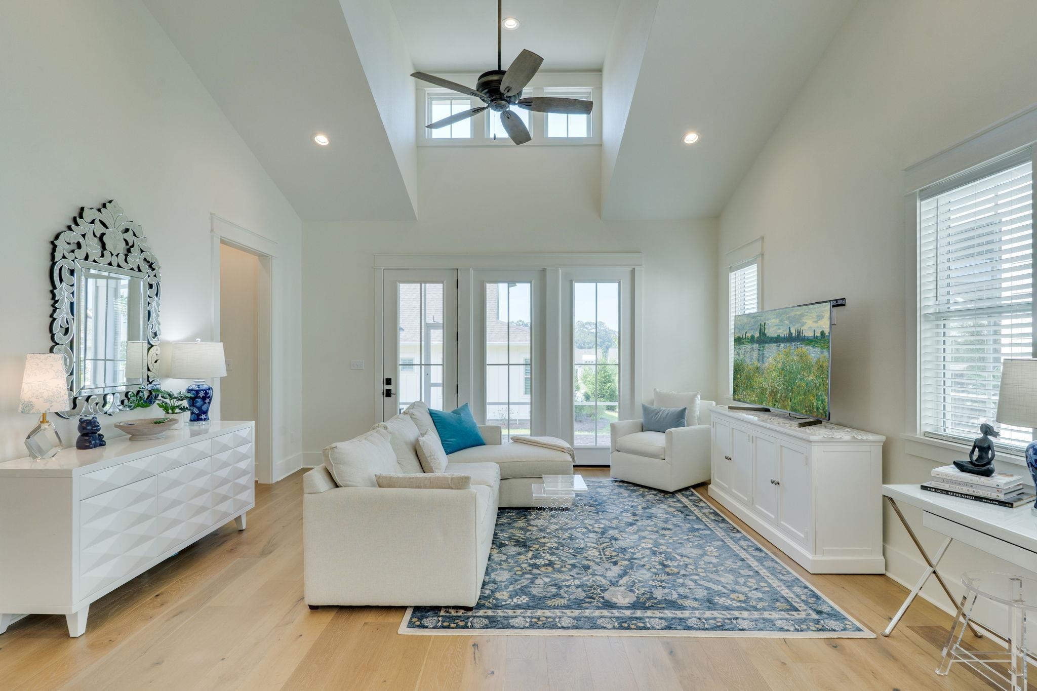 190 Camellia Oaks Avenue