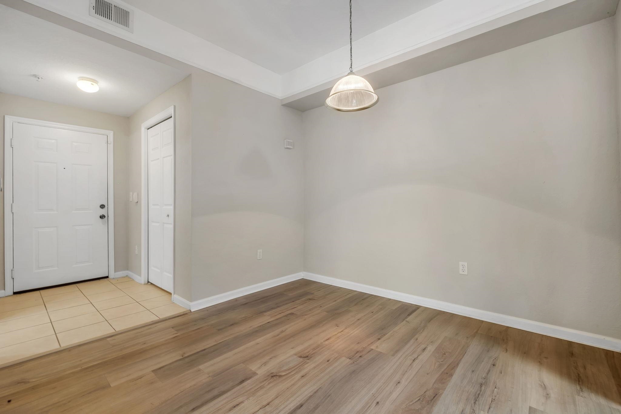 2801 CHANCELLORSVILLE Drive Unit: 802