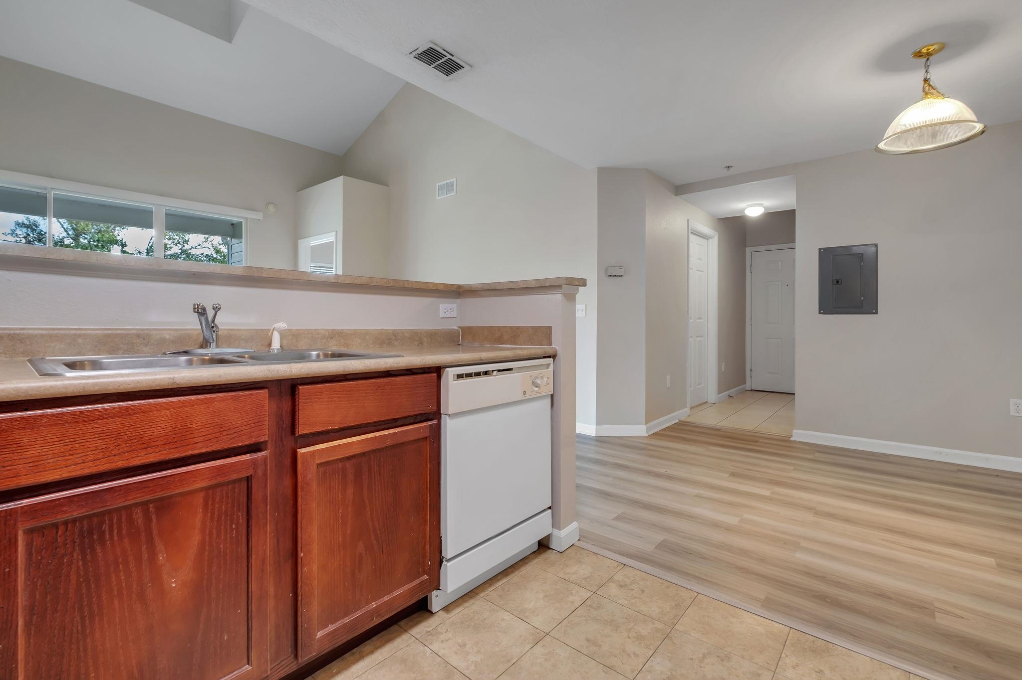 2801 CHANCELLORSVILLE Drive Unit: 232