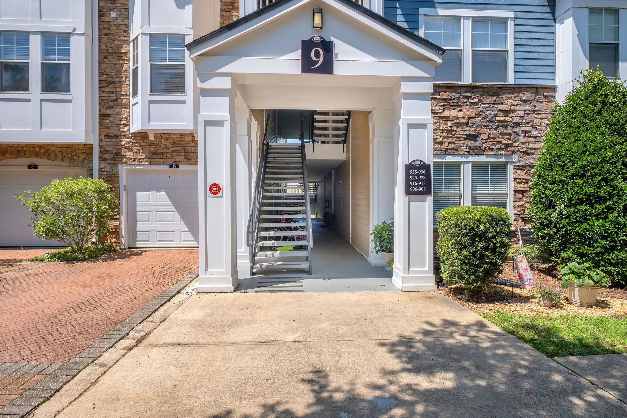 2801 CHANCELLORSVILLE Drive Unit: 928
