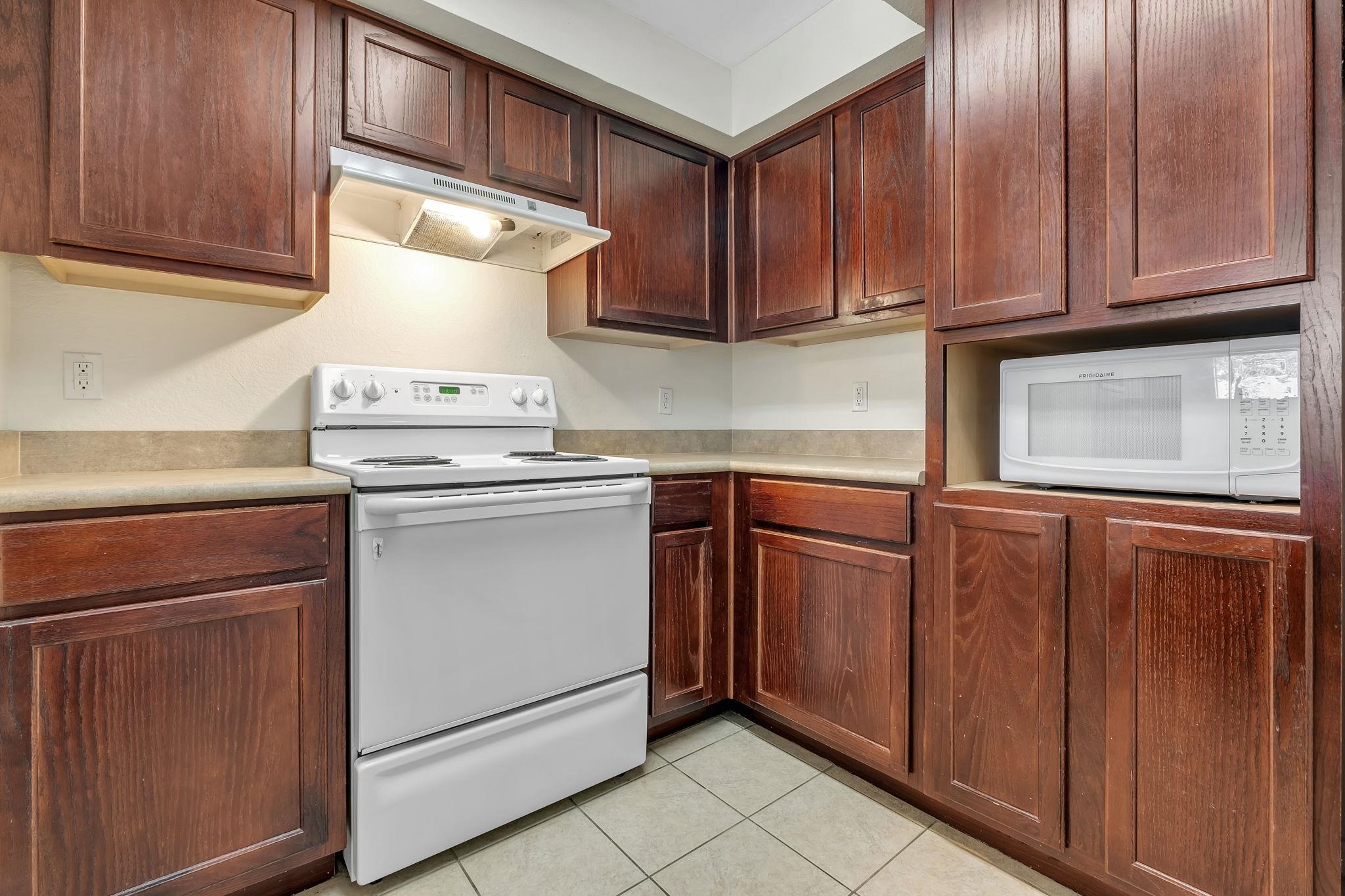 2801 CHANCELLORSVILLE Drive Unit: 928