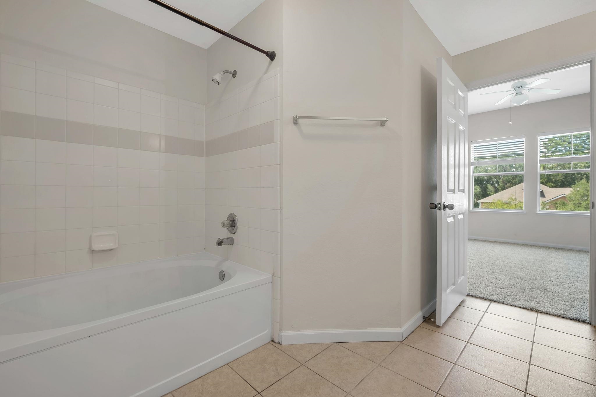 2801 CHANCELLORSVILLE Drive Unit: 928