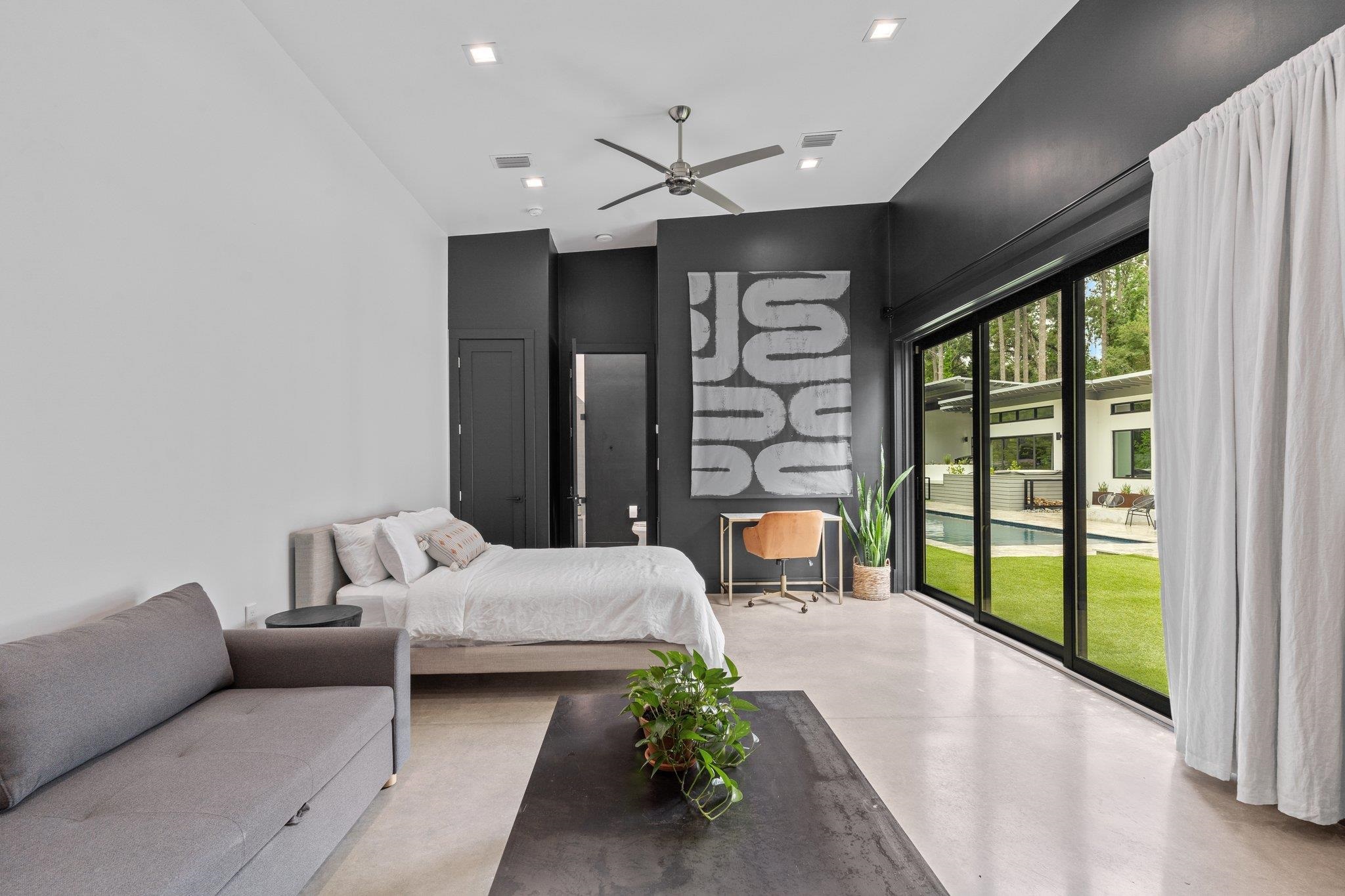 719 Middlebrooks Circle