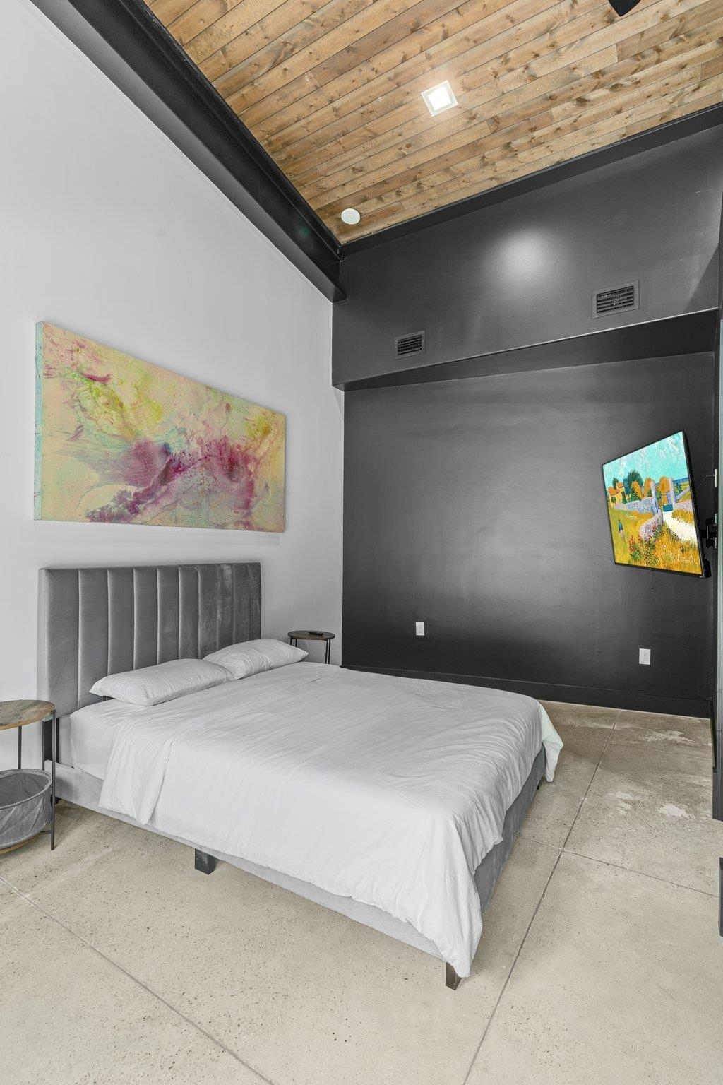 719 Middlebrooks Circle