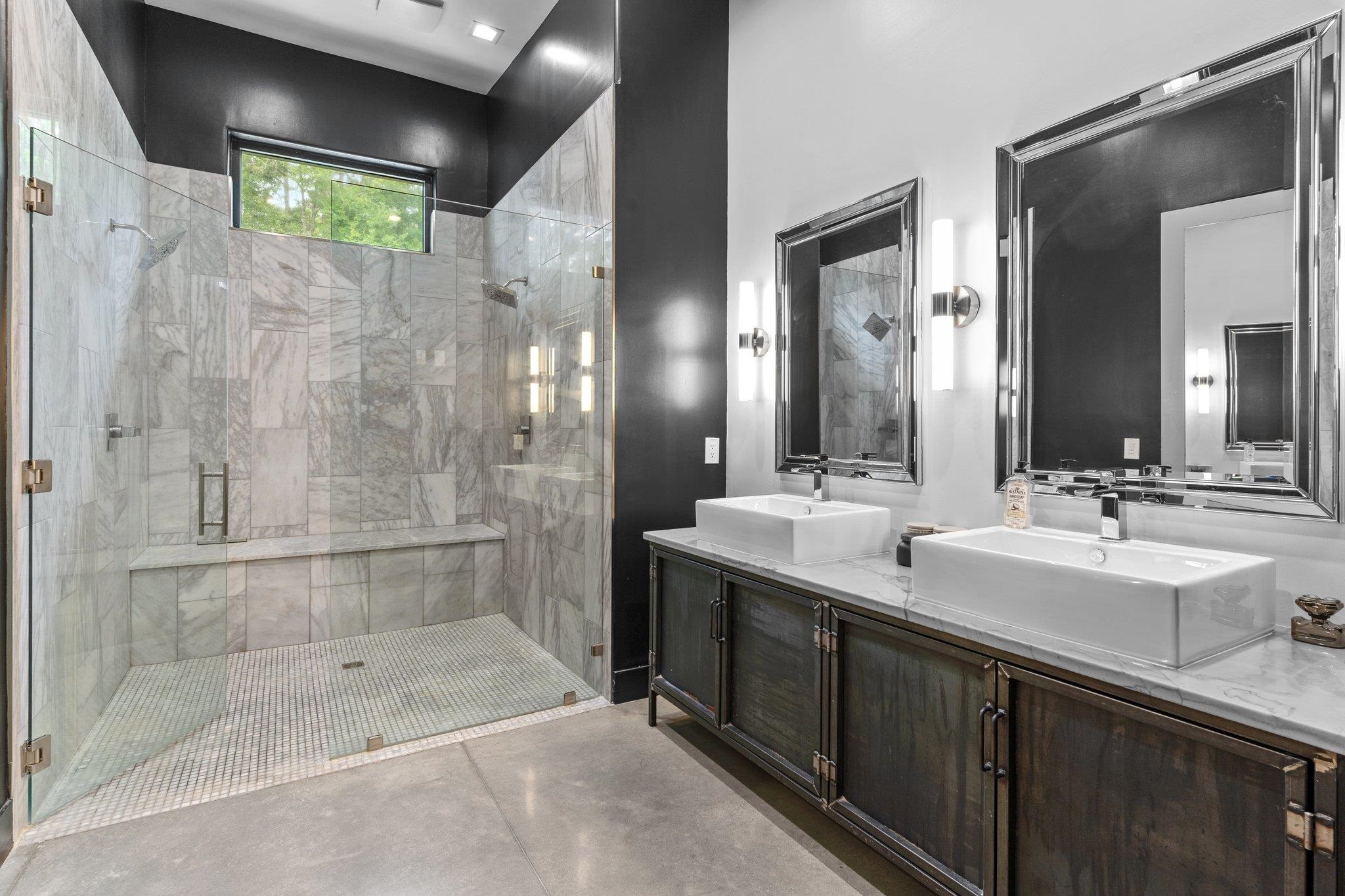 719 Middlebrooks Circle