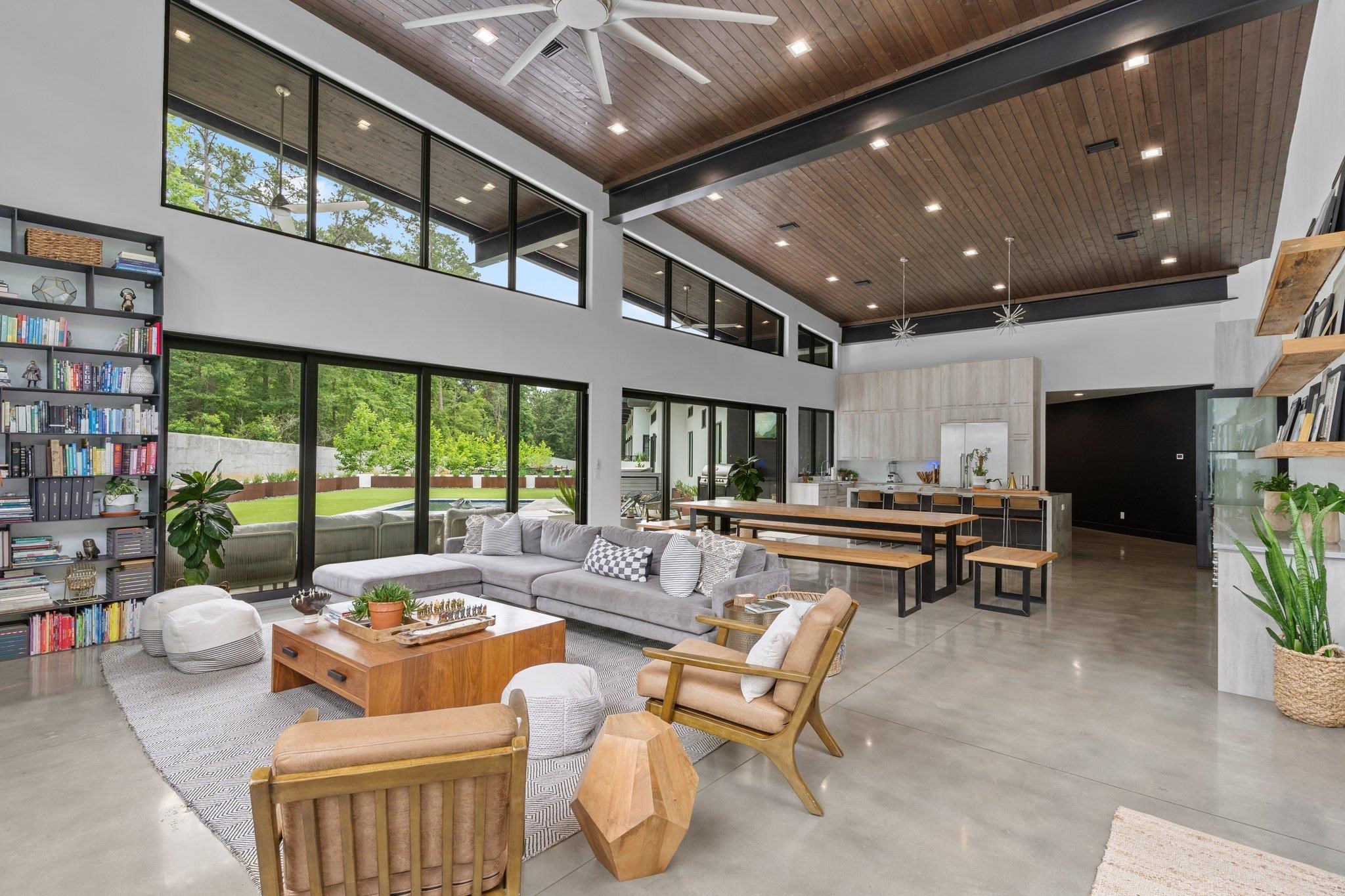 719 Middlebrooks Circle