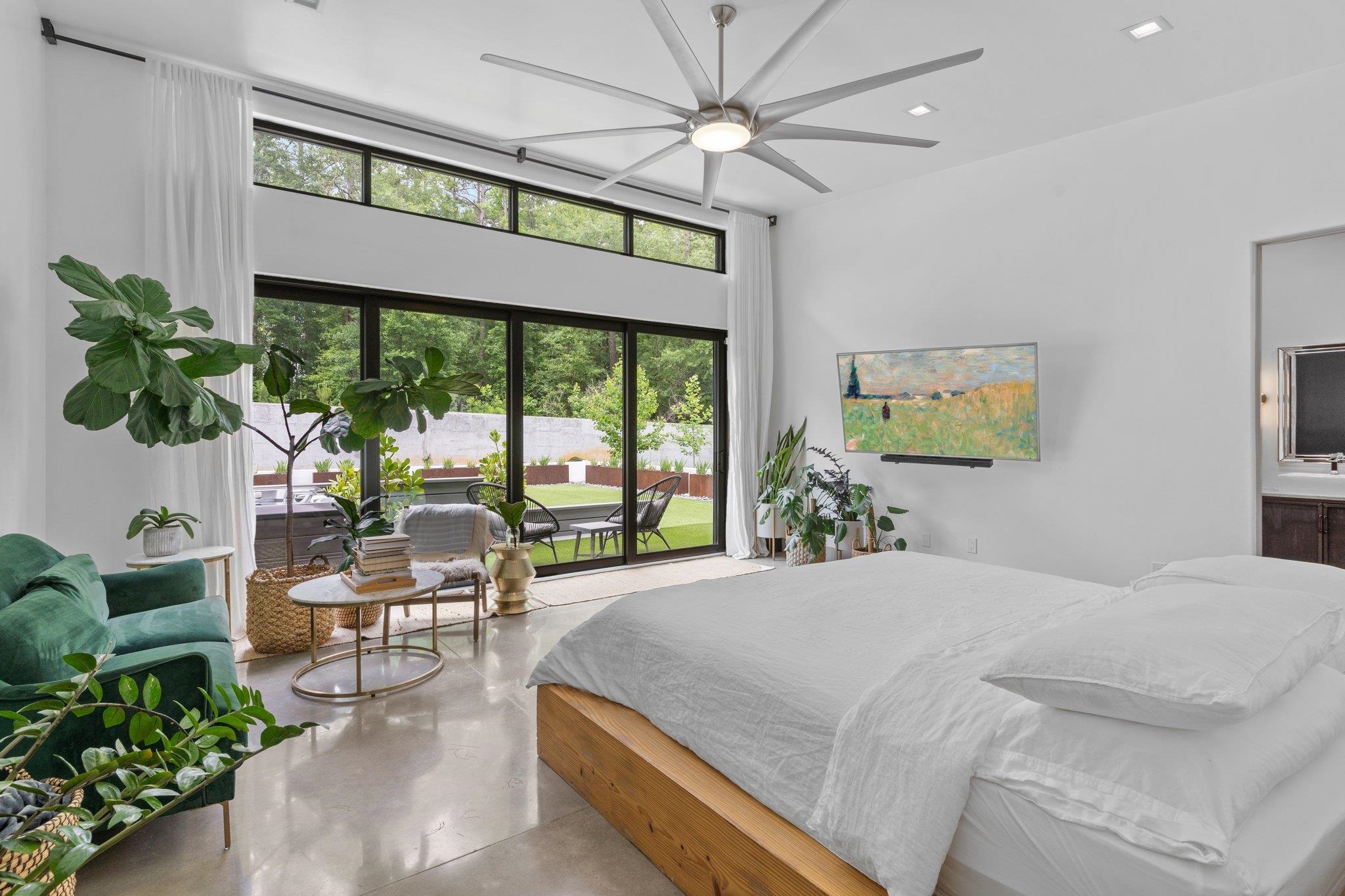 719 Middlebrooks Circle