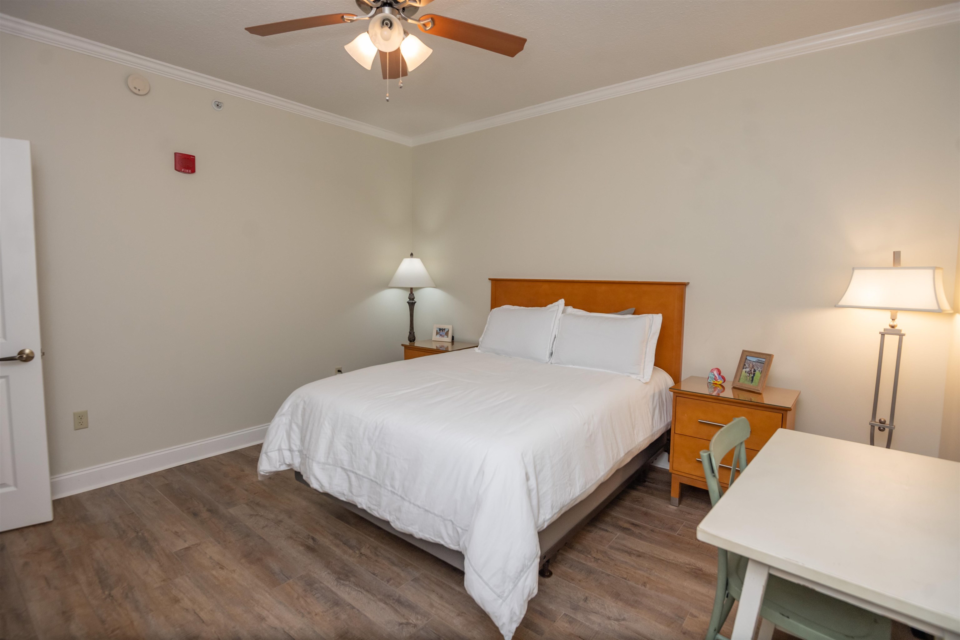 215 W College Avenue Unit: 905