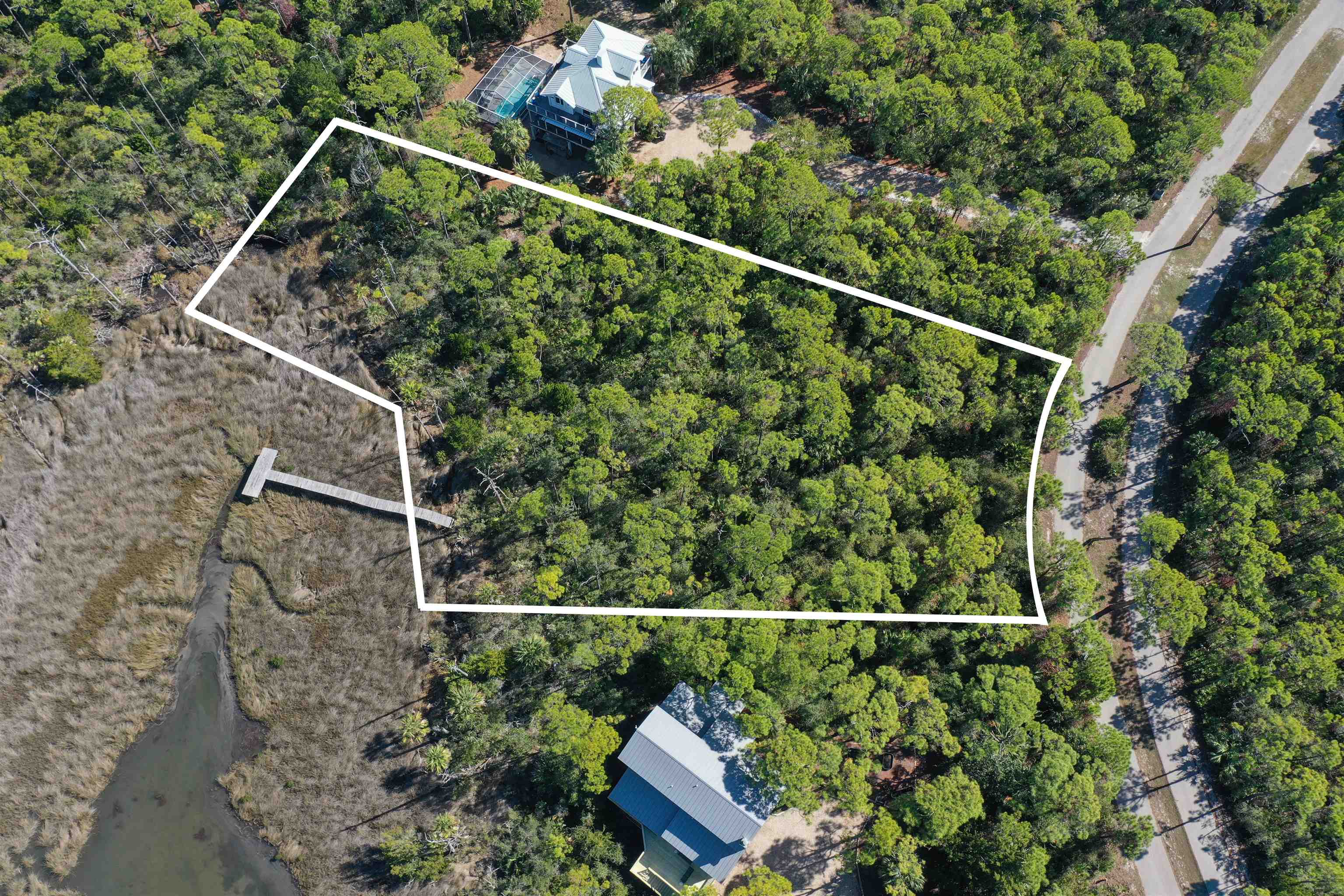1909 SMUGGLERS COVE Road