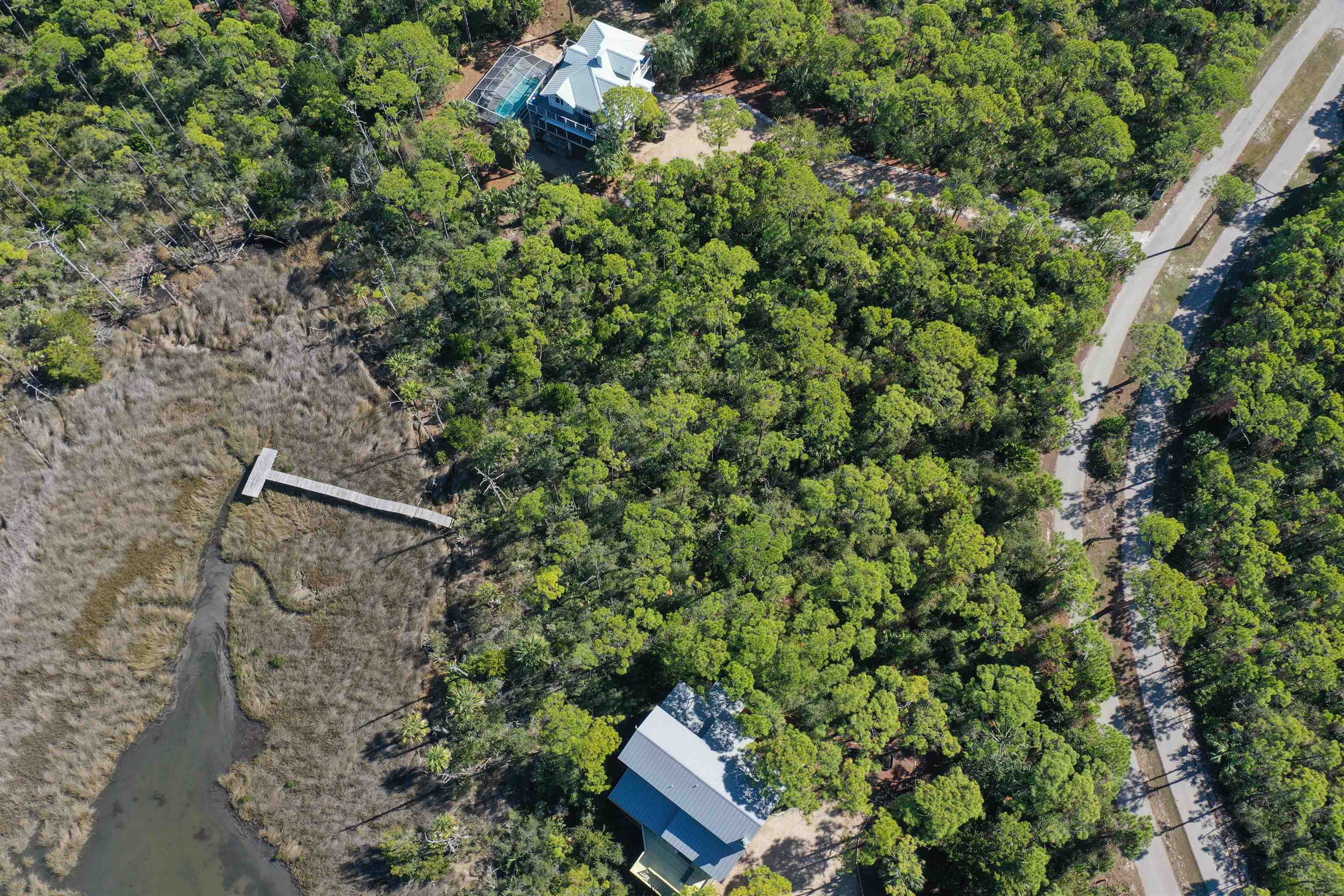 1909 SMUGGLERS COVE Road