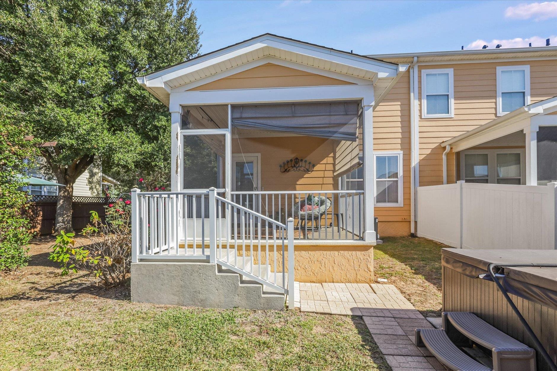 4280 Four Oaks Boulevard