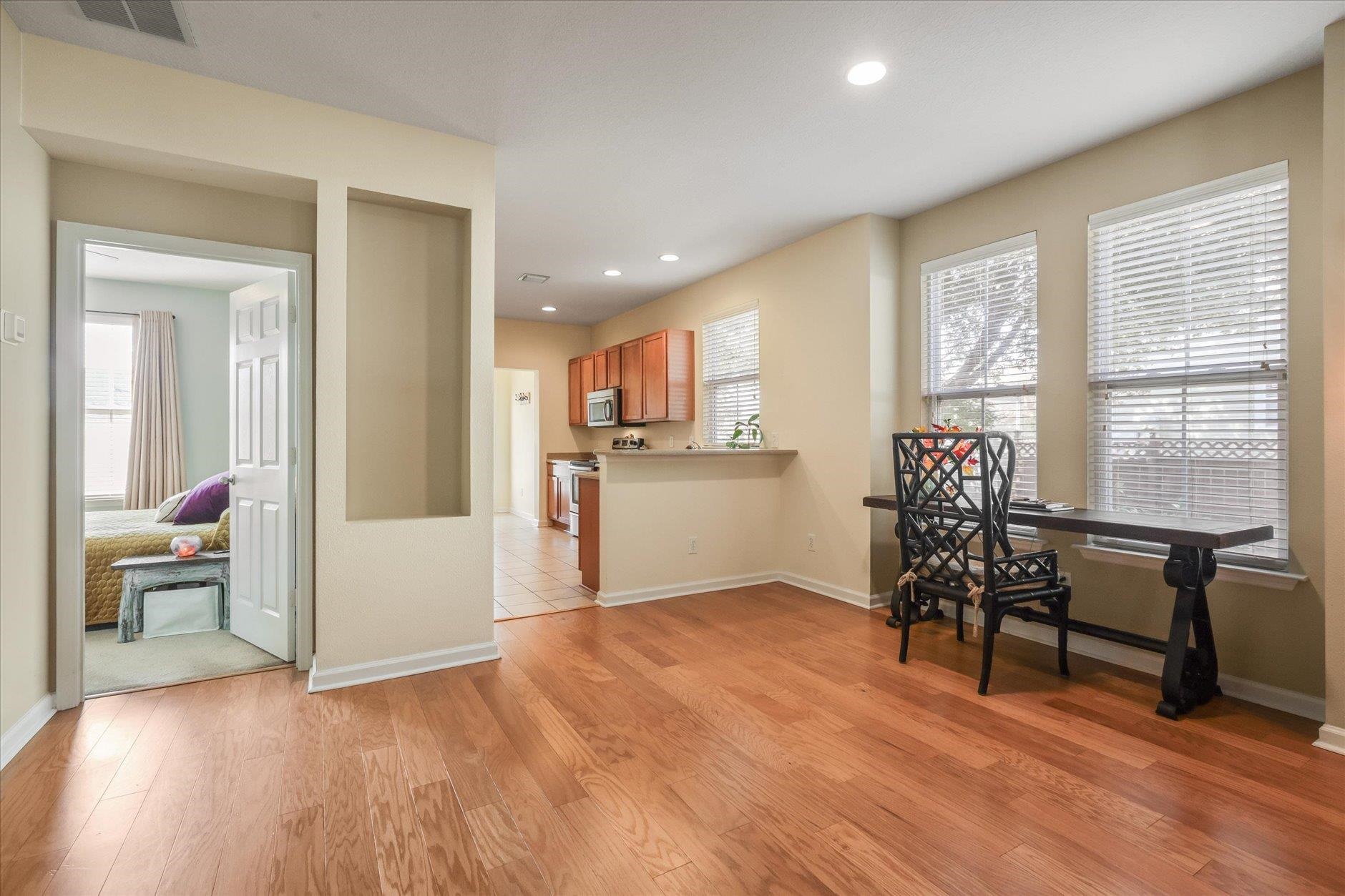 4280 Four Oaks Boulevard