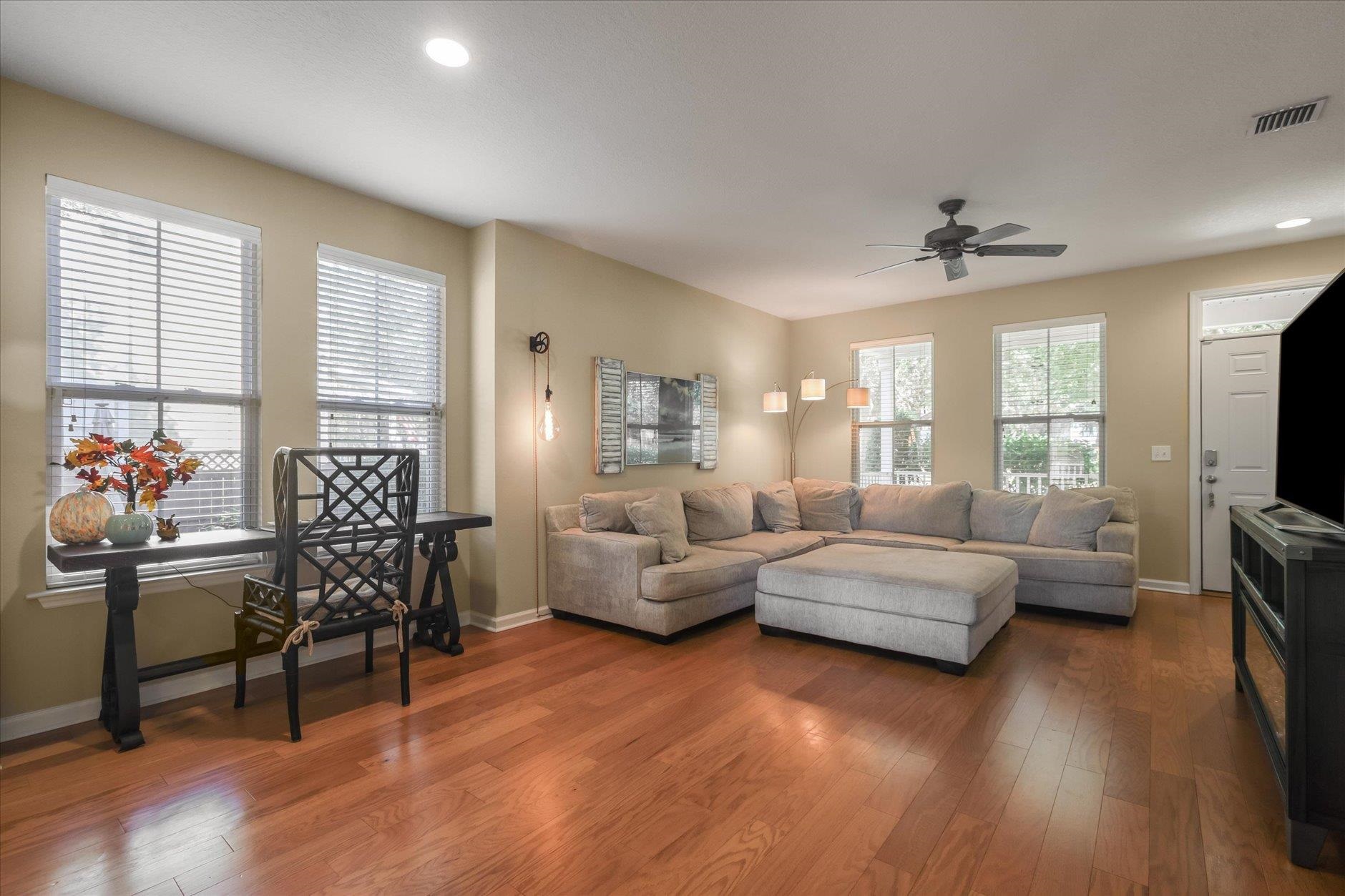 4280 Four Oaks Boulevard