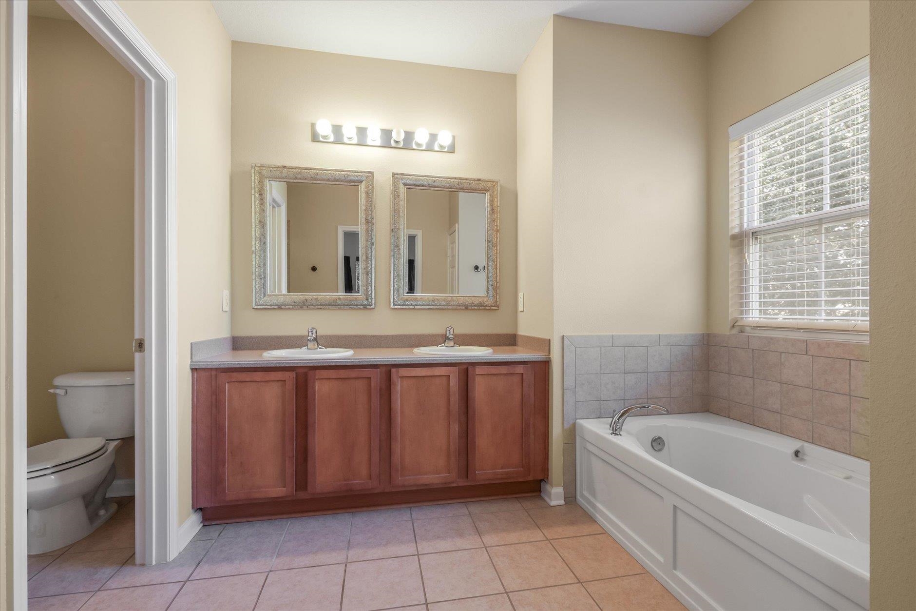 4280 Four Oaks Boulevard