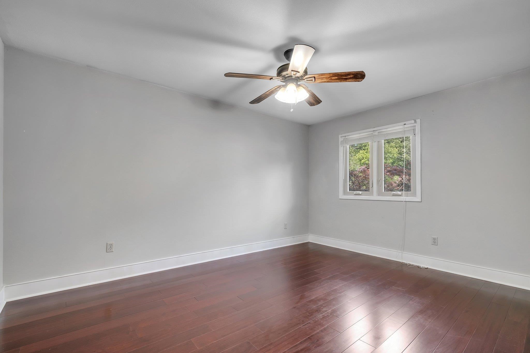 1806 ATLANTIS Place