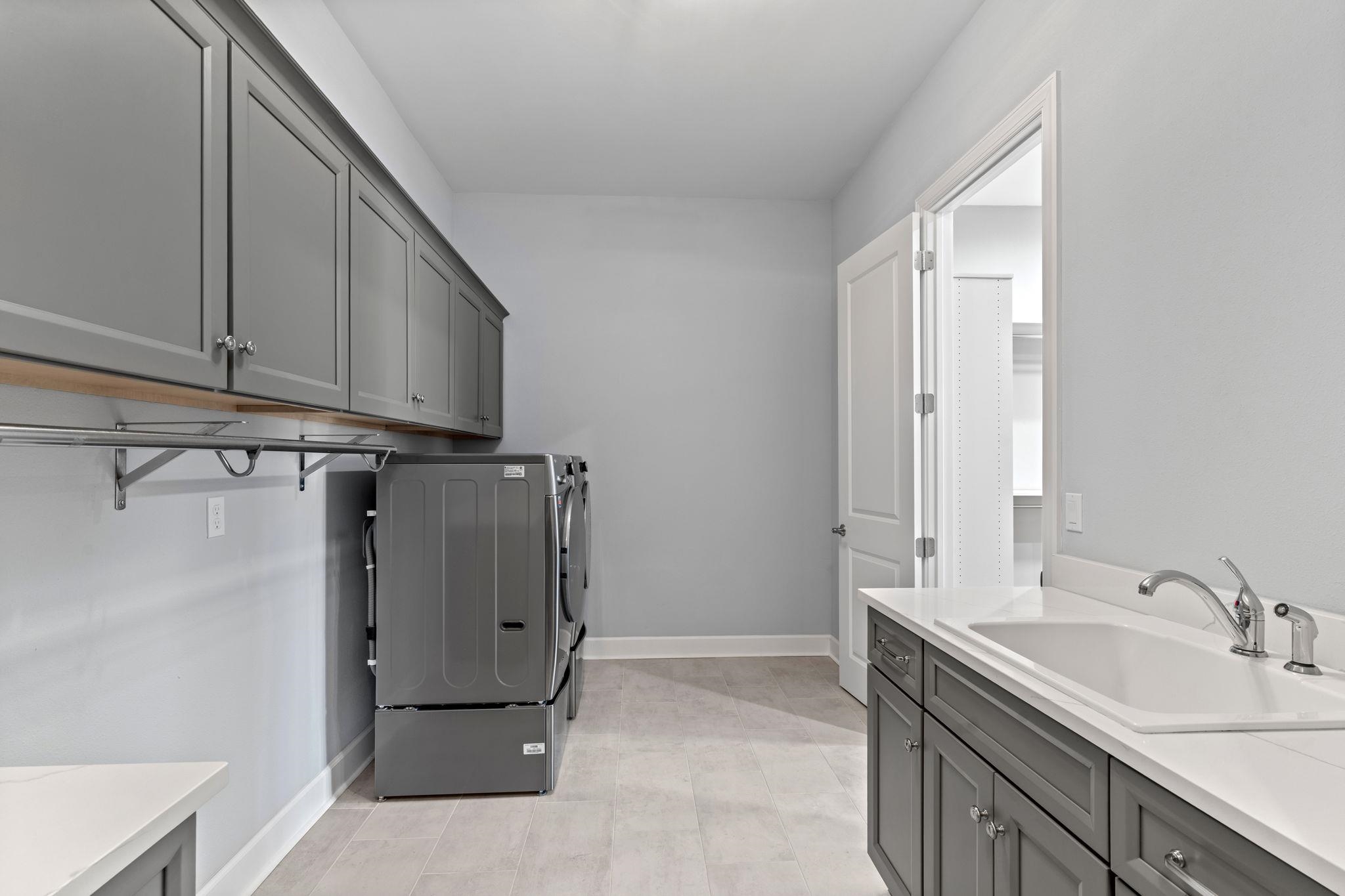 9711 Faraway Farm Road