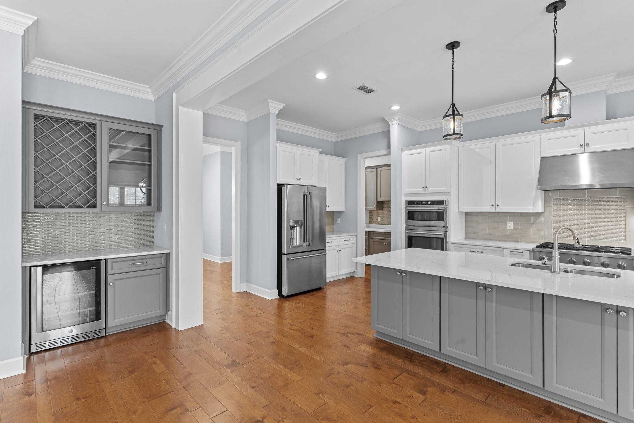 9711 Faraway Farm Road