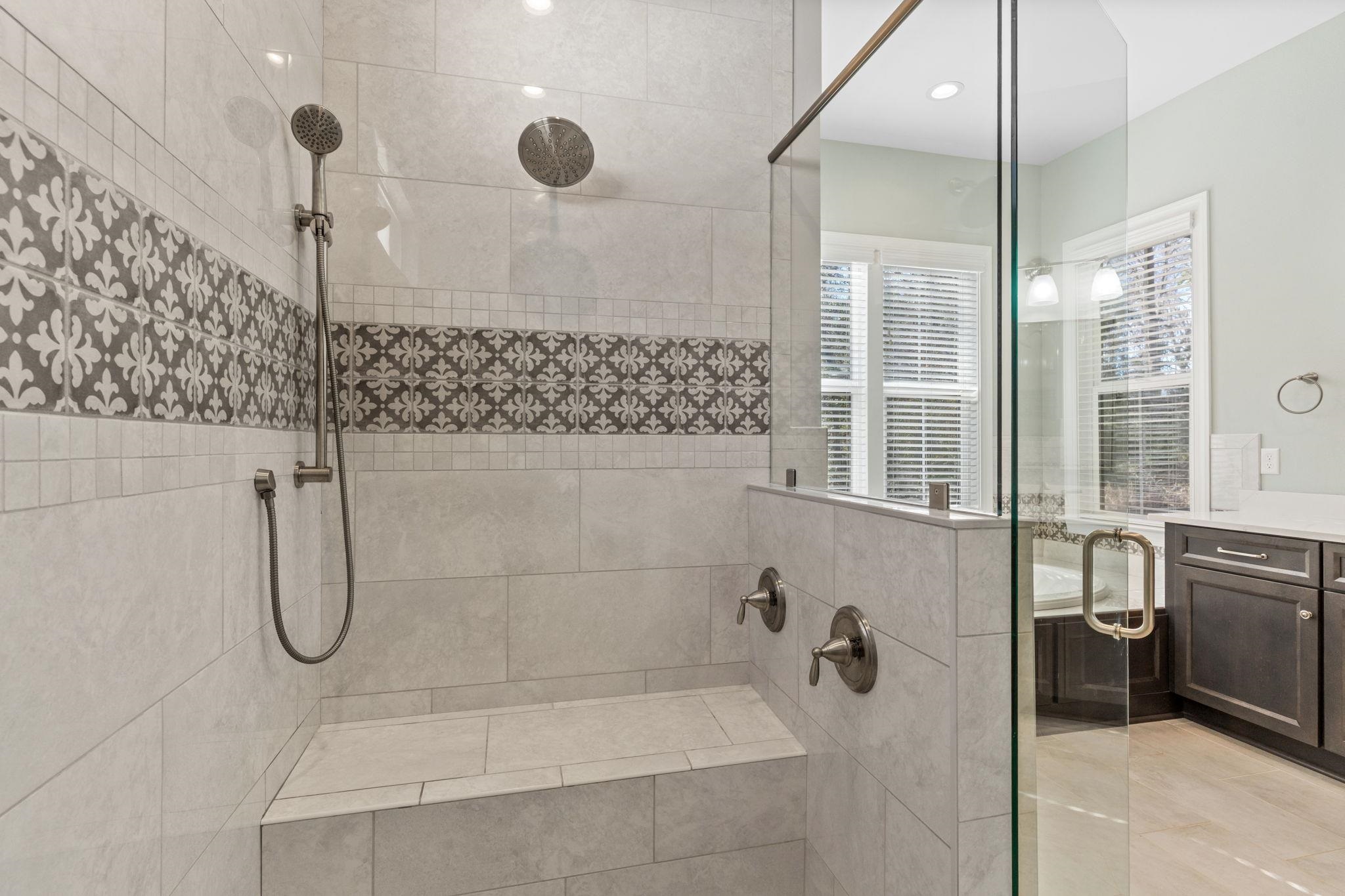 9711 Faraway Farm Road