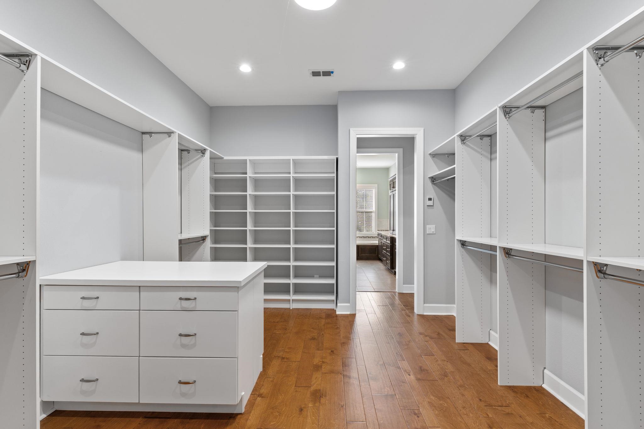 9711 Faraway Farm Road