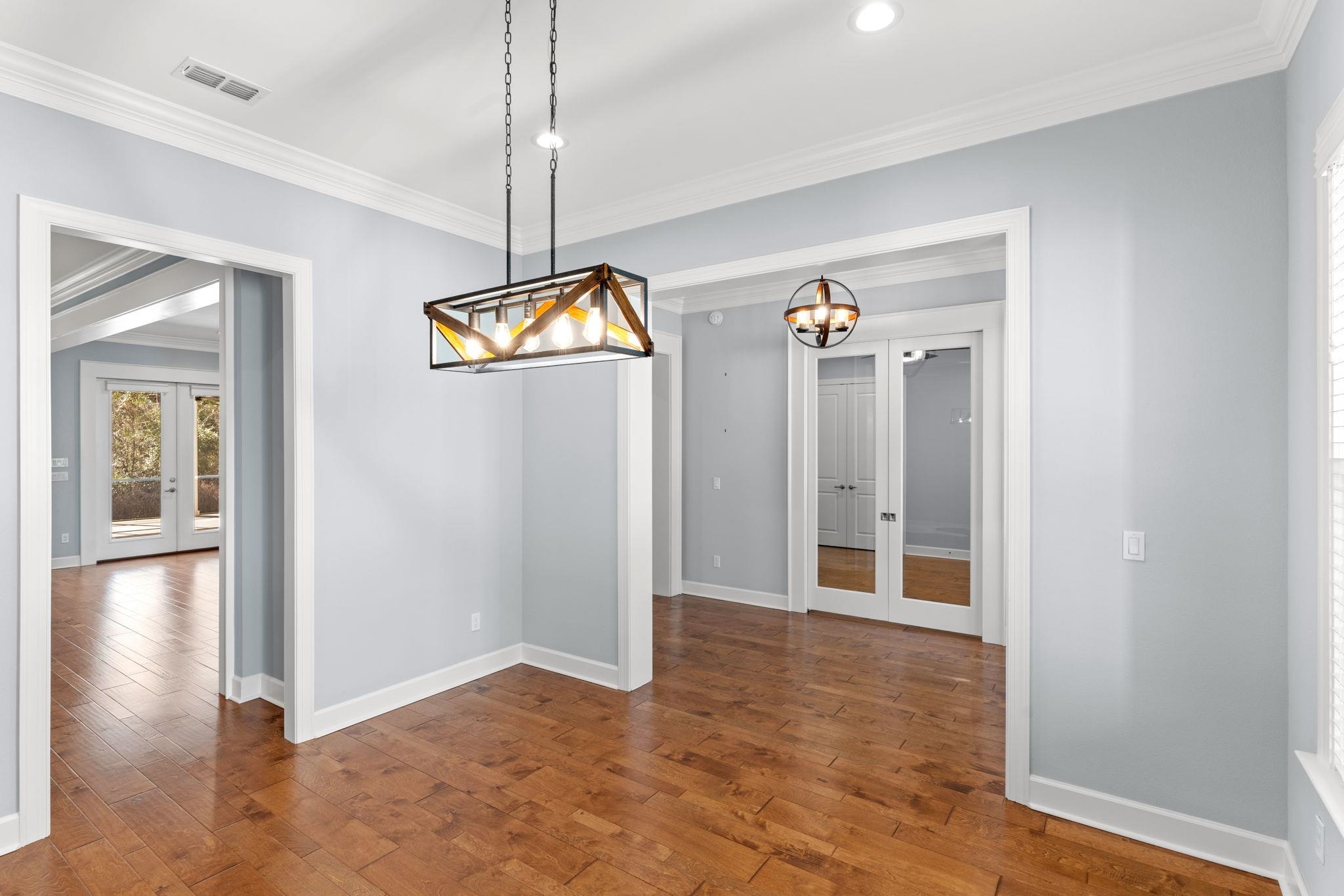 9711 Faraway Farm Road