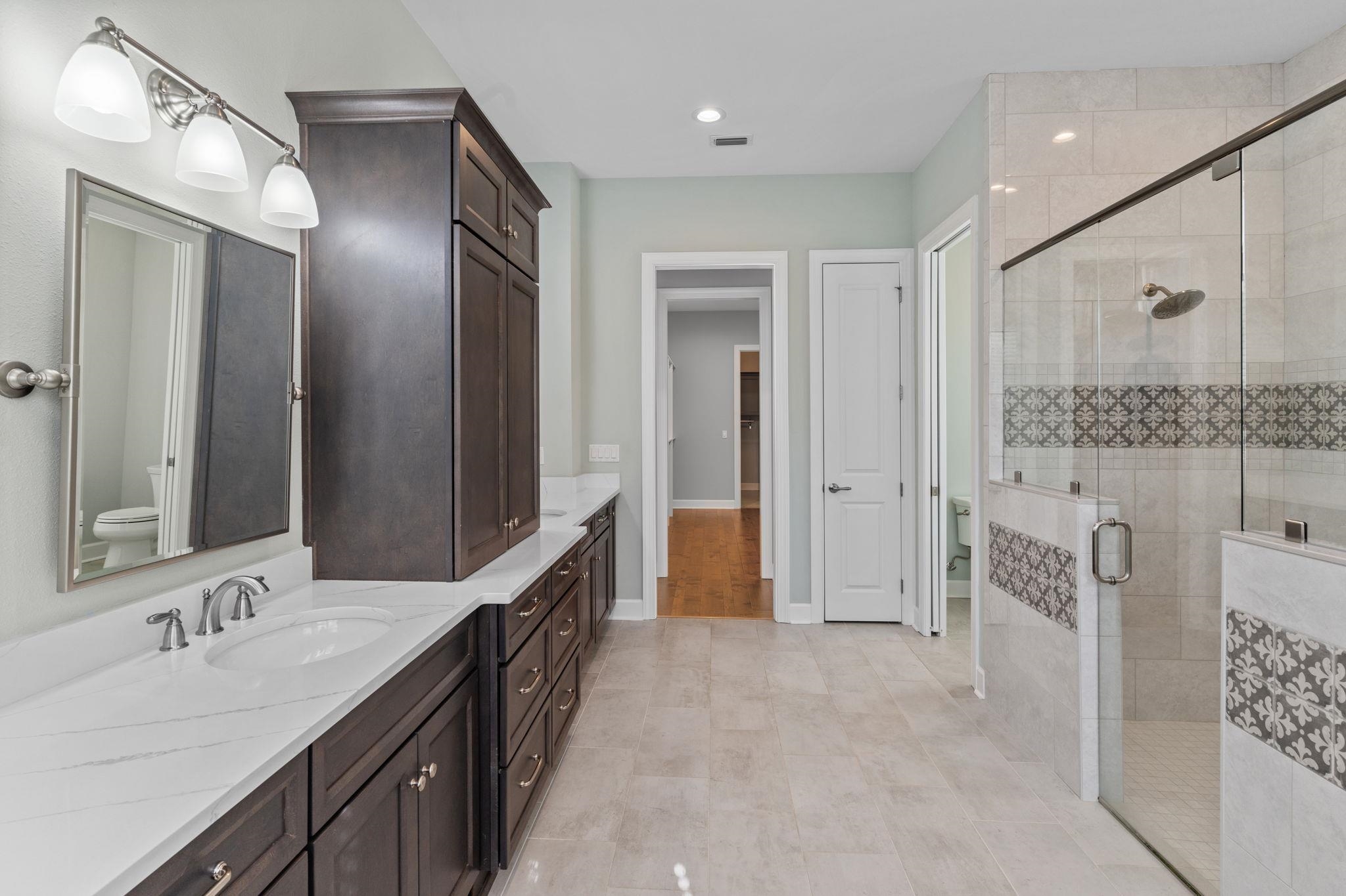 9711 Faraway Farm Road