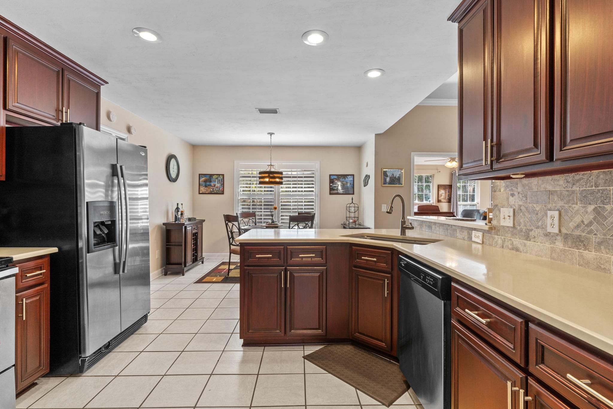 1259 CONSERVANCY Drive