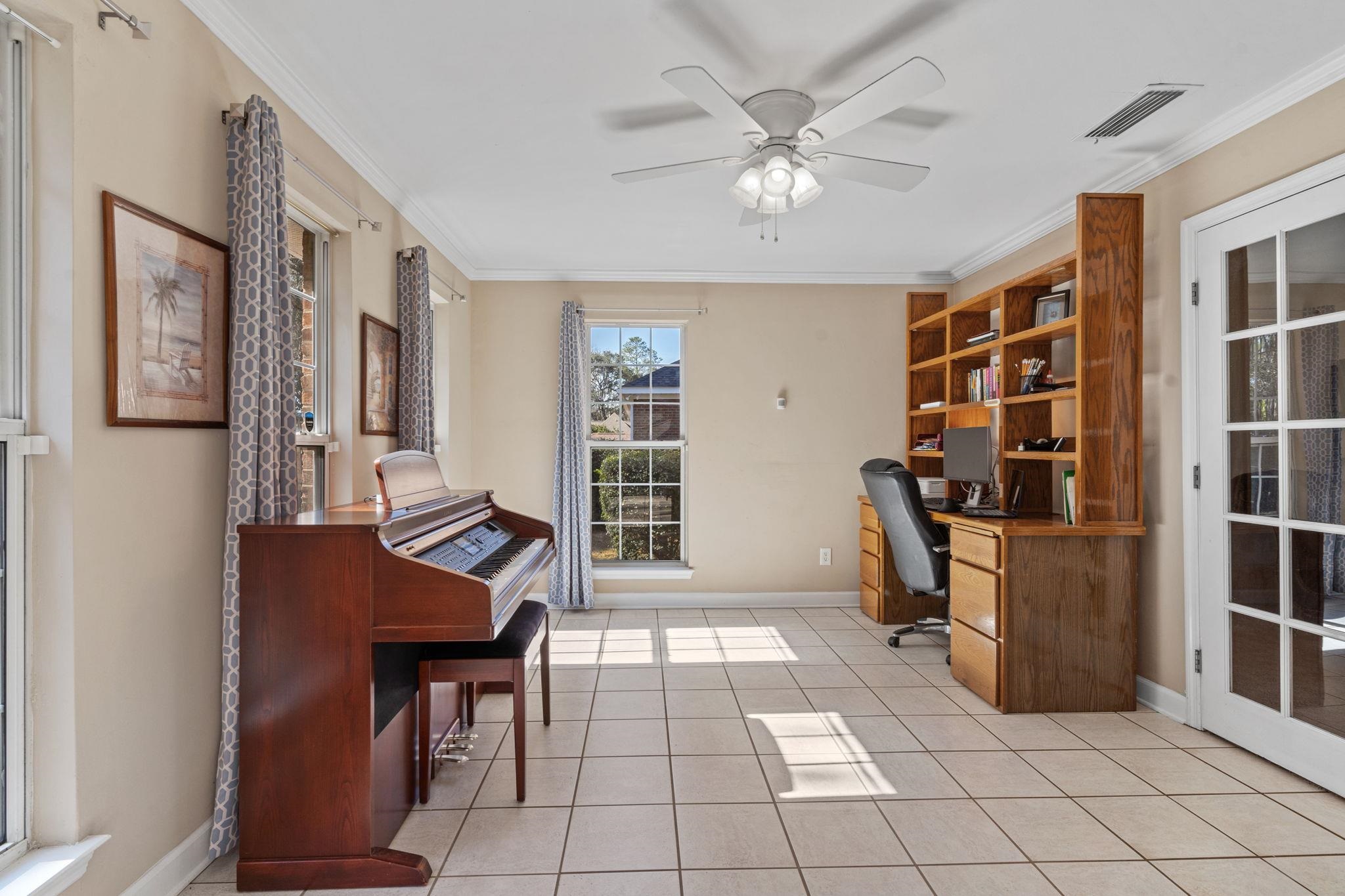 1259 CONSERVANCY Drive