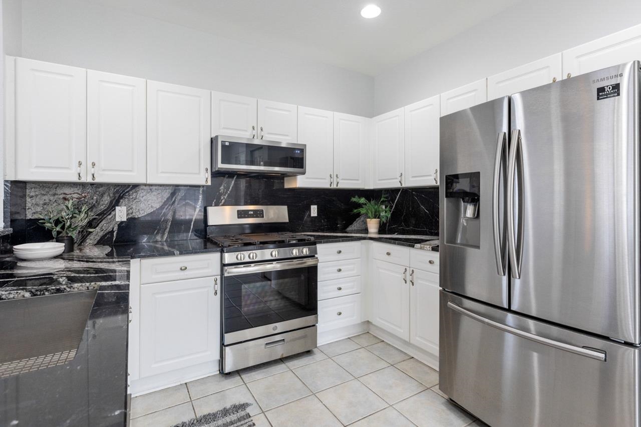 2123 Fernleigh Drive