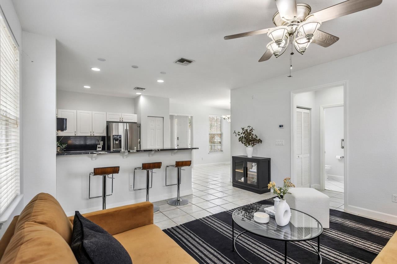 2123 Fernleigh Drive