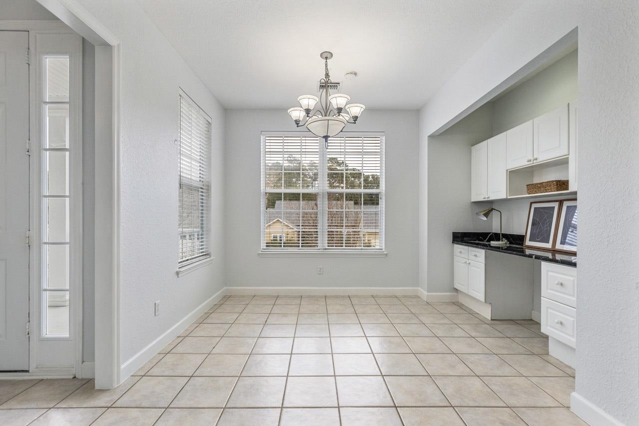 2123 Fernleigh Drive