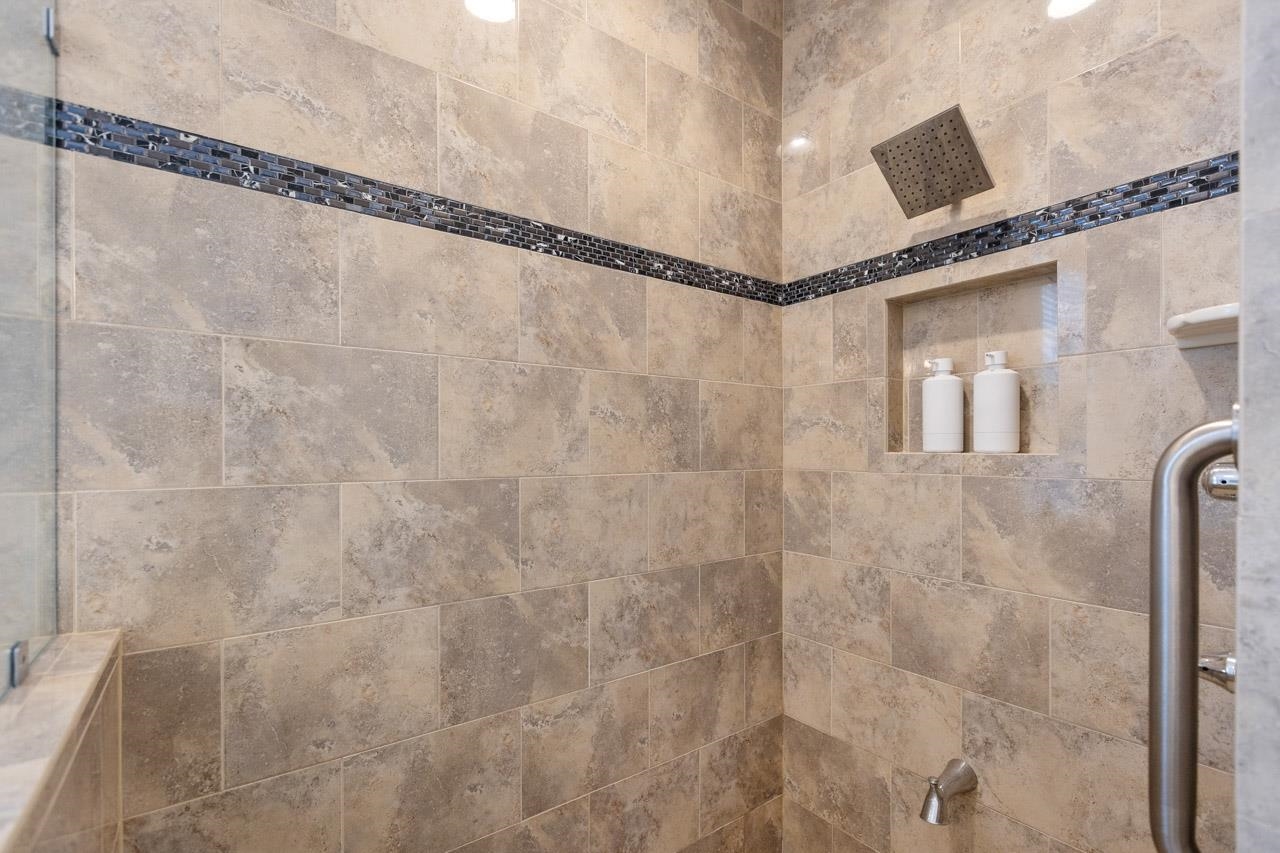 2123 Fernleigh Drive